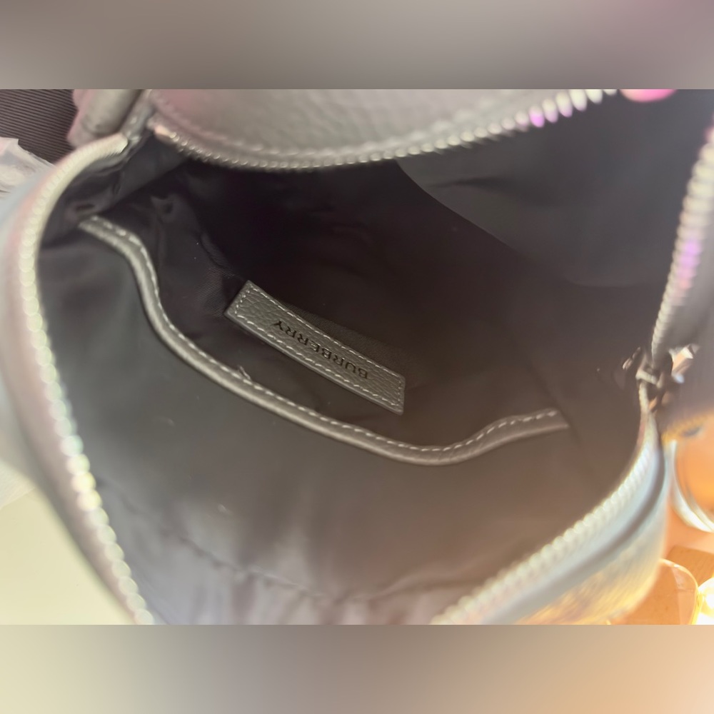 🎁 CUSTOMER APPRECIATION GIFT  Burberry Thornton Small Gray Bag ✨Unisex - Picture 5 of 13